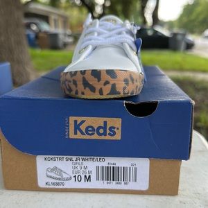 Girls keds